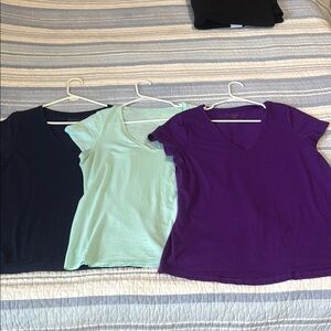 Lilly Pulitzer- Bundle of 3 Etta T-Shirts